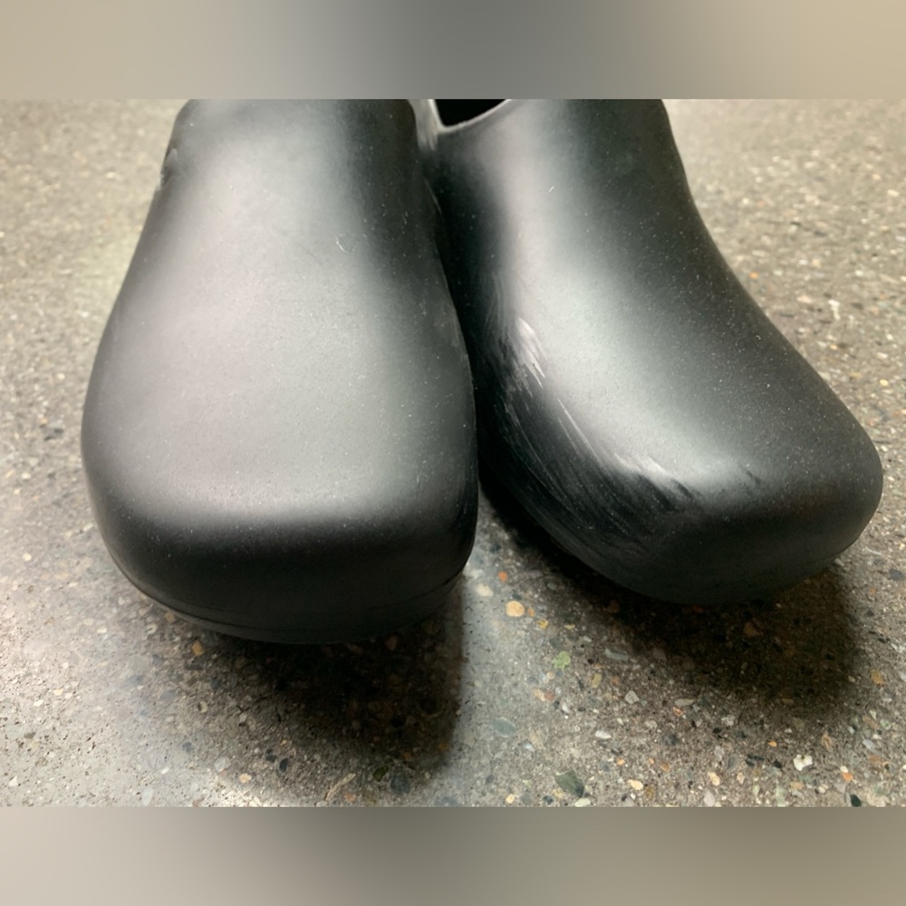 Sticky Shoes Black Clogs Women’s 8.5M - Picture 8 of 14